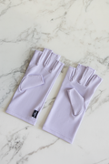MY MINERAL KUNZITE licht paarse UPF 50+ handschoenen met verfijnde pasvorm en open vingertoppen