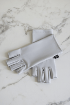 MY SHIELD SILVER UPF 50+ handschoenen met open-tip design 2 handschoenen over elkaar